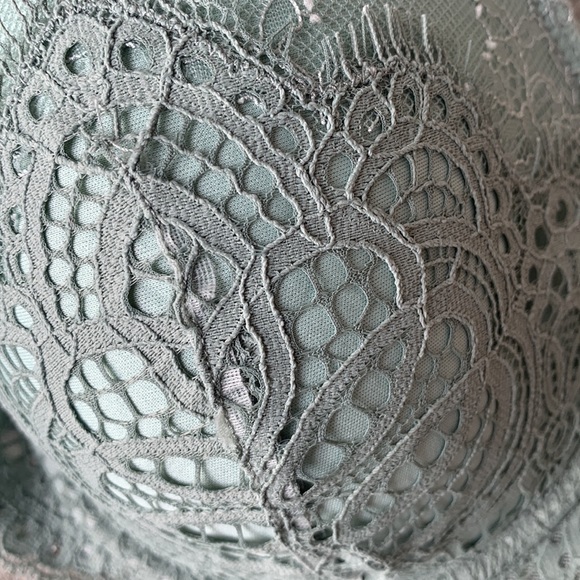 Victoria’s Secret Dream Angels Bra - Picture 4 of 10